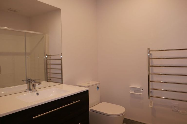 Photo of property in 10 Kamahi Place, Paraparaumu, 5032