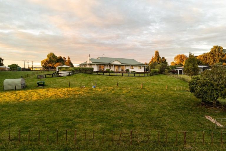 Photo of property in 97 Ngaroto Road, Te Awamutu, Ohaupo, 3883