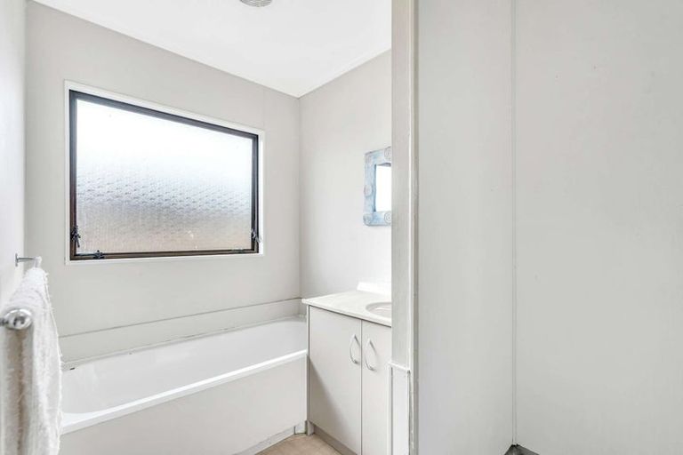 Photo of property in 35b Victoria Street, Pukekohe, 2120