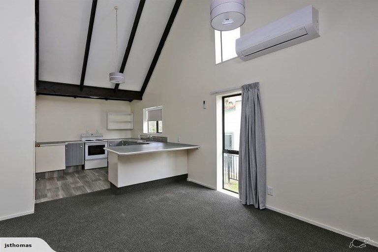 Photo of property in 2/73 Milton Road, Bluff Hill, Napier, 4110