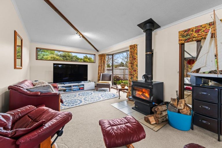 Photo of property in 37 Chinnerys Road, Woodend, 7610