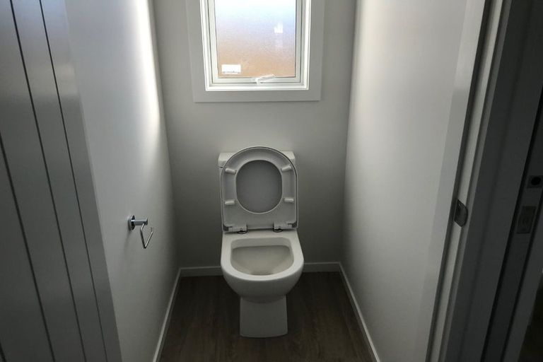 Photo of property in 137 Winchester Street, Levin, 5510