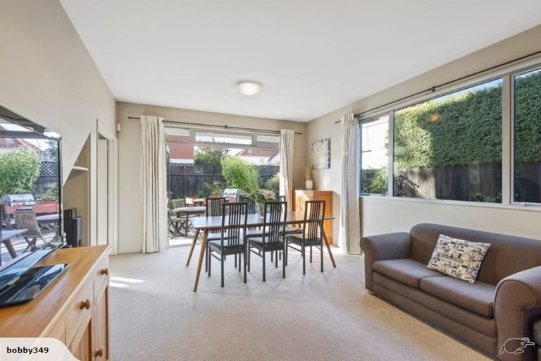 Photo of property in 45a Wroxton Terrace, Merivale, Christchurch, 8014