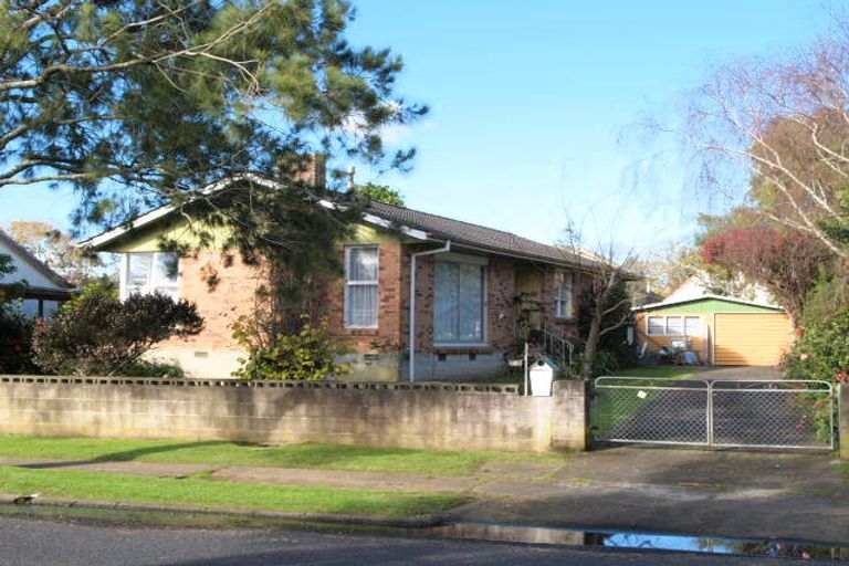 Photo of property in 12 Appleby Place, Mangere East, Auckland, 2024