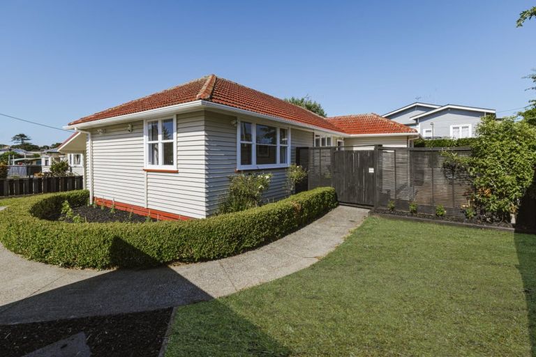 Photo of property in 36 Dublin Street, Pukekohe, 2120