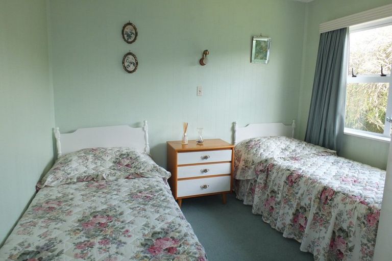 Photo of property in 43 Edinburgh Terrace, Foxton Beach, Foxton, 4815