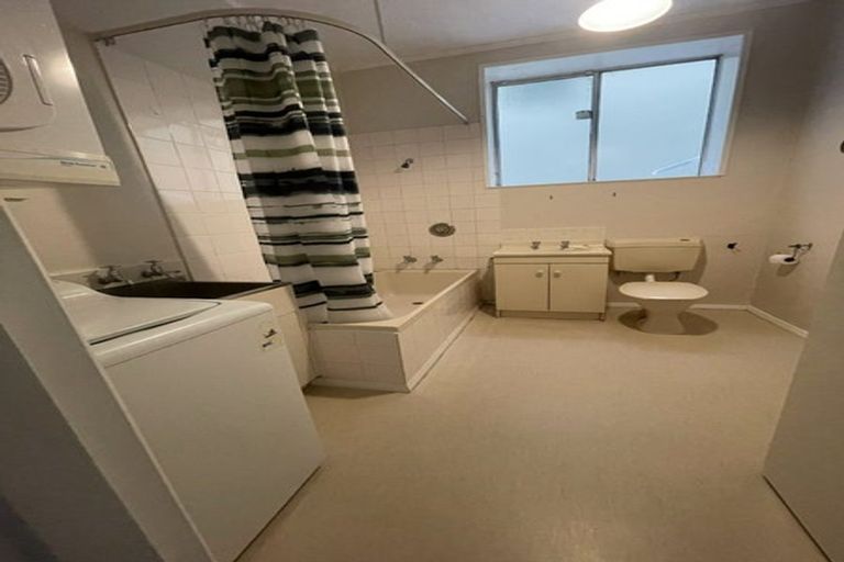 Photo of property in 20 Mcfarlane Street, Mount Victoria, Wellington, 6011