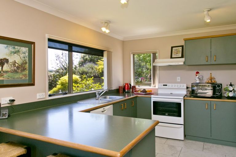Photo of property in 2/2 Astelia Way, Waipahihi, Taupo, 3330