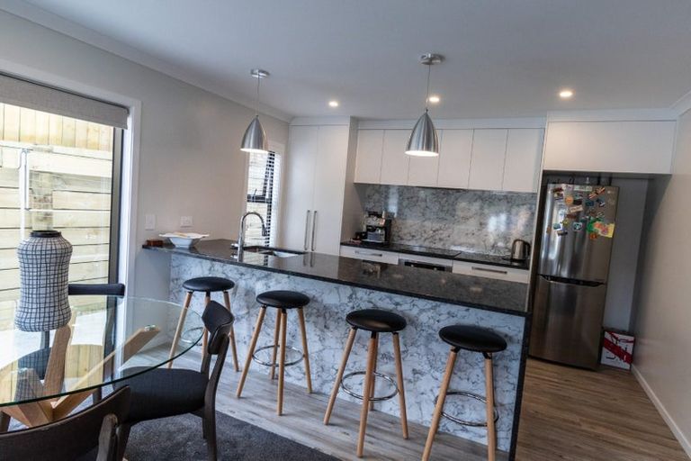 Photo of property in 49 Mercury Way, Whitby, Porirua, 5024