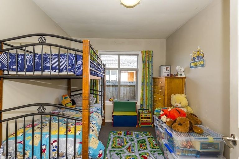 Photo of property in 28 Brockham Street, Casebrook, Christchurch, 8051