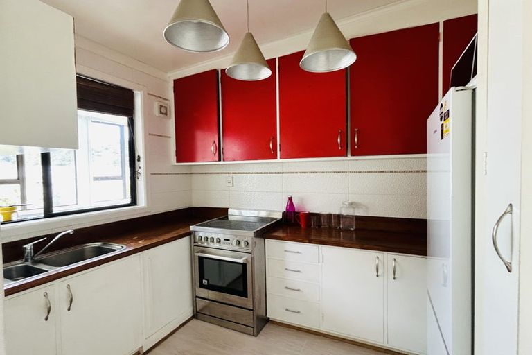 Photo of property in 6/72 Freyberg Street, Lyall Bay, Wellington, 6022