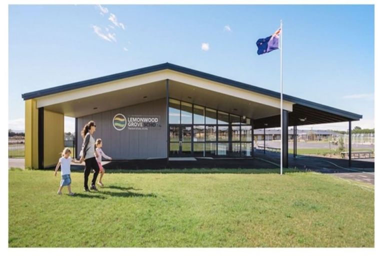 Photo of property in 13 Faringdon Boulevard, Rolleston, 7615