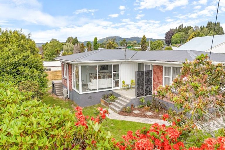 Photo of property in 16 Elliott Crescent, Owhata, Rotorua, 3010