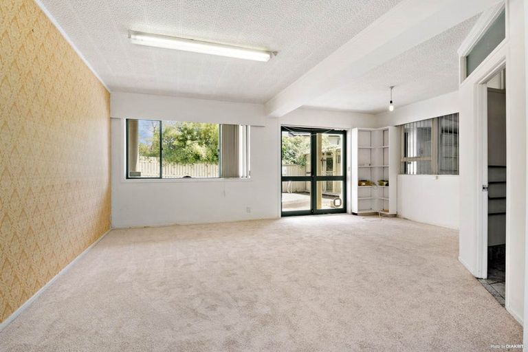 Photo of property in 2a Castor Bay Road, Castor Bay, Auckland, 0620