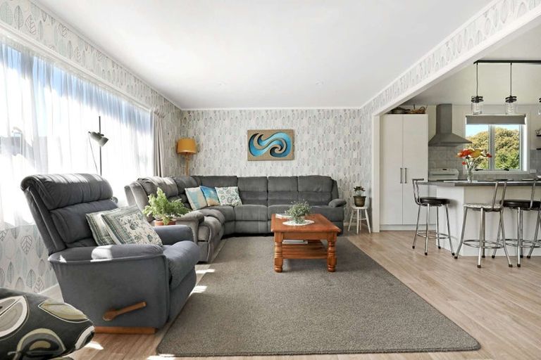 Photo of property in 41 Roretana Drive, Athenree, Katikati, 3177