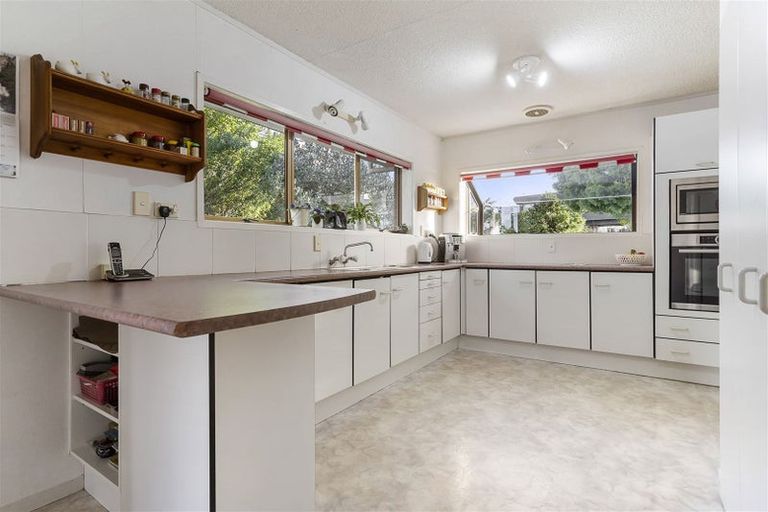 Photo of property in 208 Clovelly Road, Bucklands Beach, Auckland, 2012