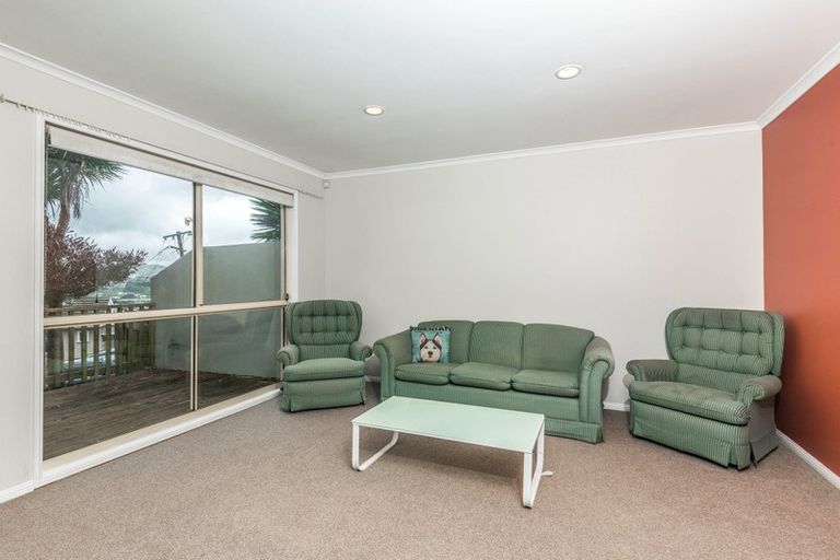 Photo of property in 60e Woodland Road, Johnsonville, Wellington, 6037