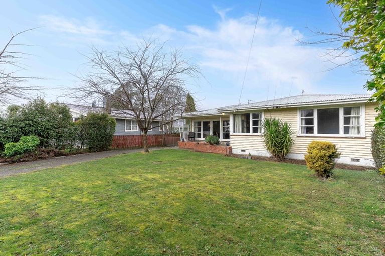 Photo of property in 19 Solway Crescent, Solway, Masterton, 5810
