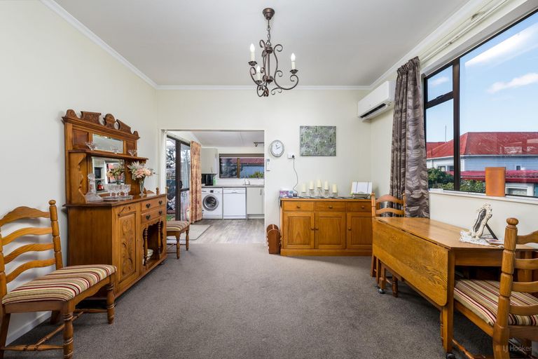 Photo of property in 18 Manse Street, Waimate, 7924