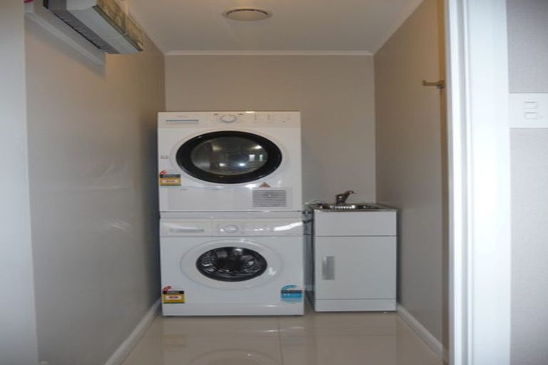 Photo of property in 666 Avonside Drive, Avonside, Christchurch, 8061