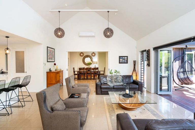 Photo of property in 38 Tauroa Valley Road, Havelock North, 4130