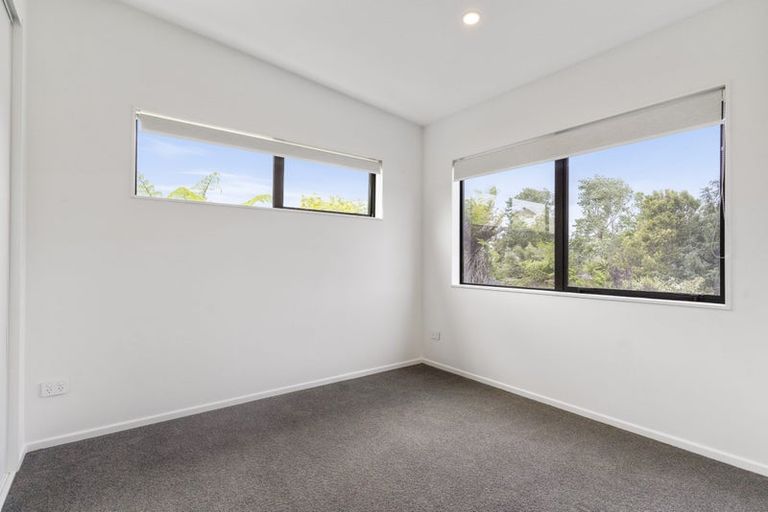 Photo of property in 4e Wattle Road, Sunnyvale, Auckland, 0612