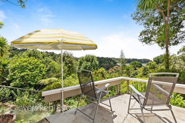 Photo of property in 140 Victory Road, Laingholm, Auckland, 0604