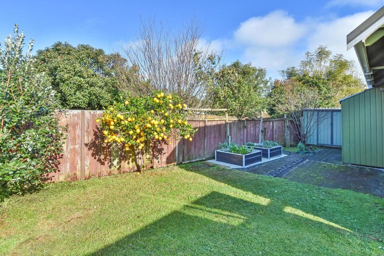 Photo of property in 1/11 Honey Place, Weymouth, Auckland, 2103