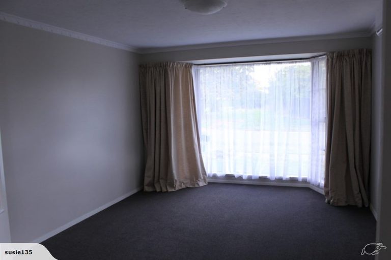 Photo of property in 2 Ringwood Place, Avonhead, Christchurch, 8042