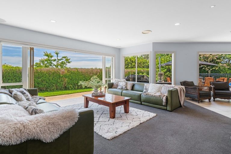 Photo of property in 8 Oakridge Place, Tauriko, Tauranga, 3110
