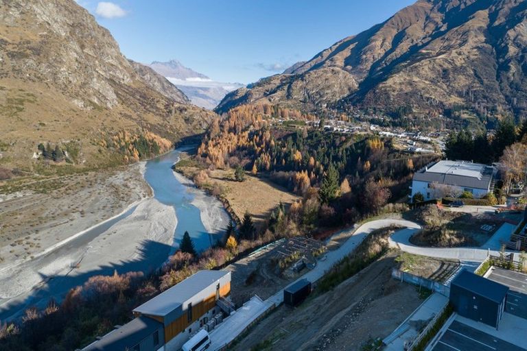 Photo of property in 7 Powder Terrace, Arthurs Point, Queenstown, 9371