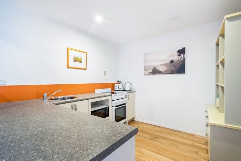 Photo of property in 140 Anzac Road, Pukekohe, 2120