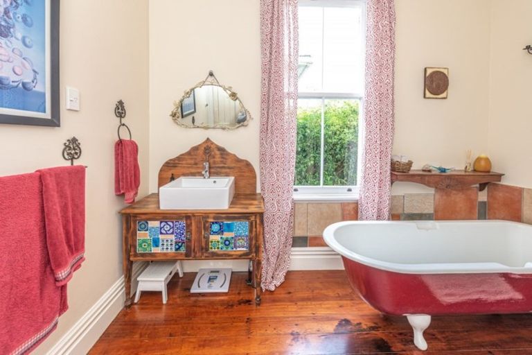 Photo of property in 15 Tawa Street, Gonville, Whanganui, 4501