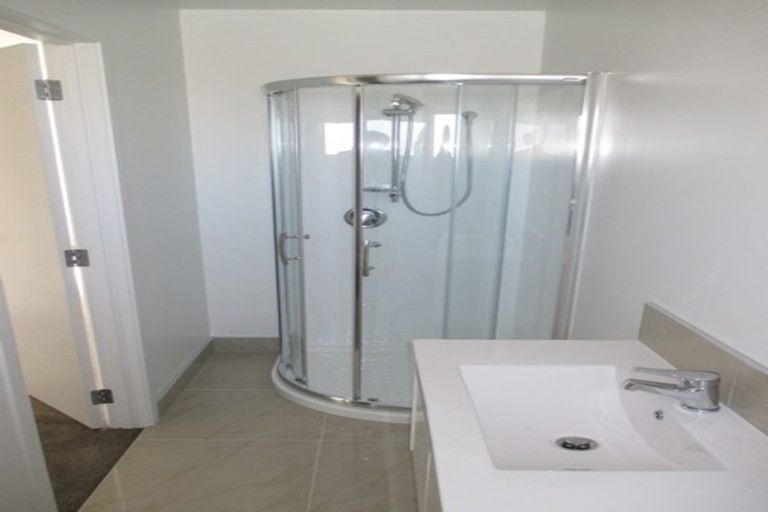 Photo of property in 61b York Street, Moera, Lower Hutt, 5010