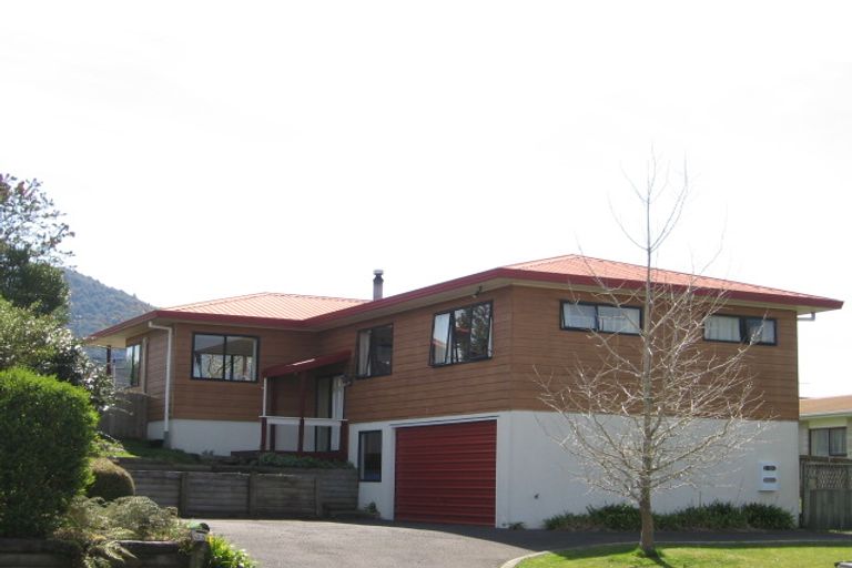 Photo of property in 33 Tawavale Street, Pukehangi, Rotorua, 3015