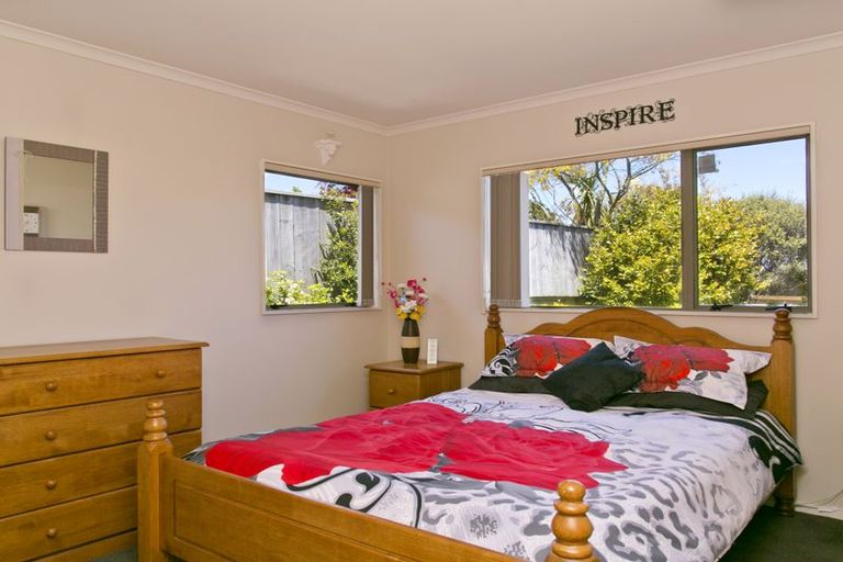 Photo of property in 2/2 Astelia Way, Waipahihi, Taupo, 3330