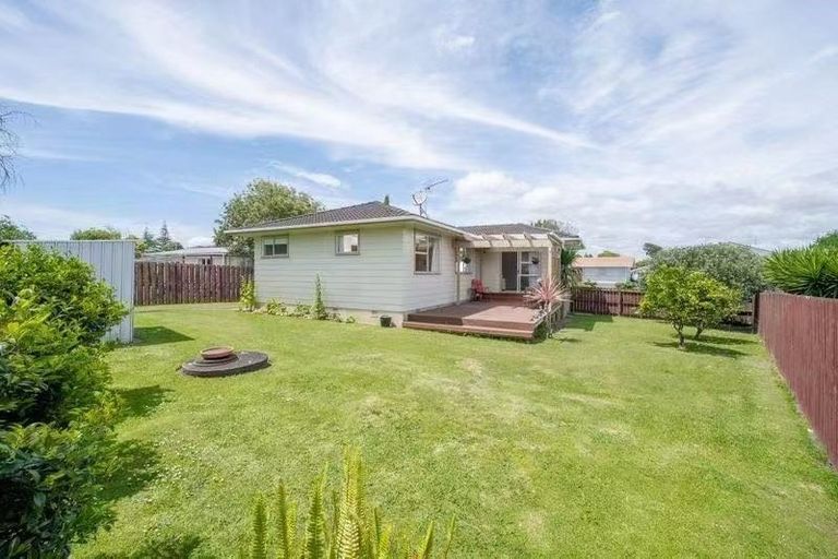 Photo of property in 11 Hope Farm Avenue, Pakuranga Heights, Auckland, 2010