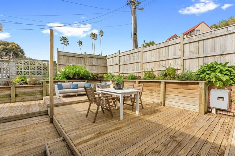 Photo of property in 32 Hipango Terrace, Durie Hill, Whanganui, 4500