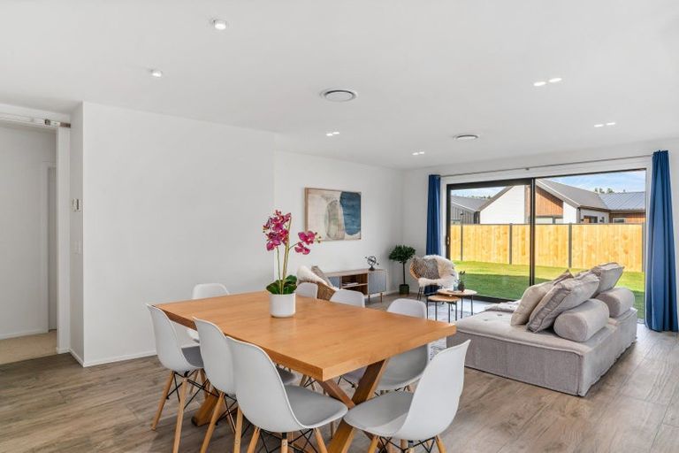 Photo of property in 53 Longview Drive, Lake Hawea, 9382