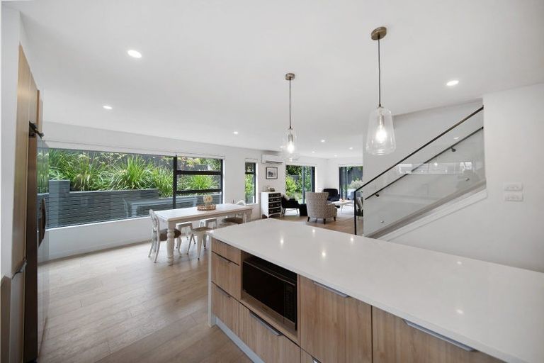 Photo of property in 40a Gills Road, Bucklands Beach, Auckland, 2014