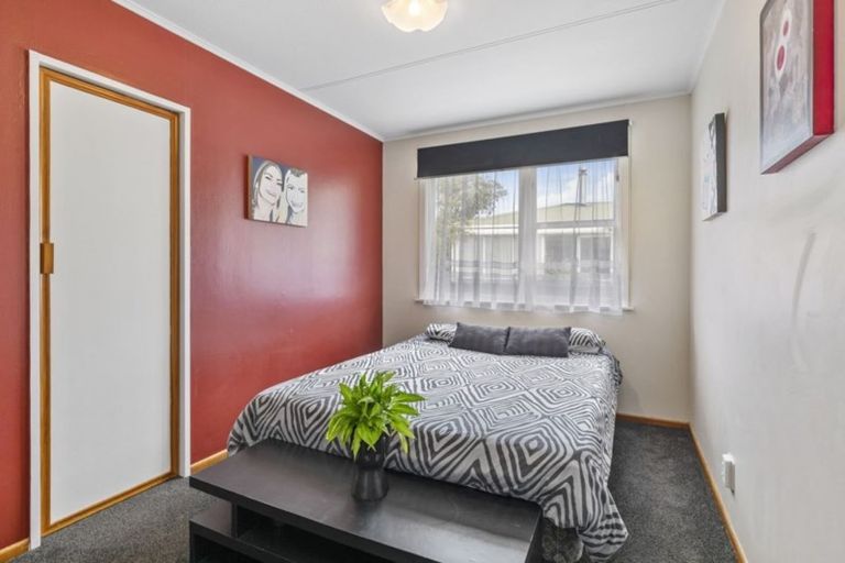 Photo of property in 51 Parenga Street, Wainuiomata, Lower Hutt, 5014