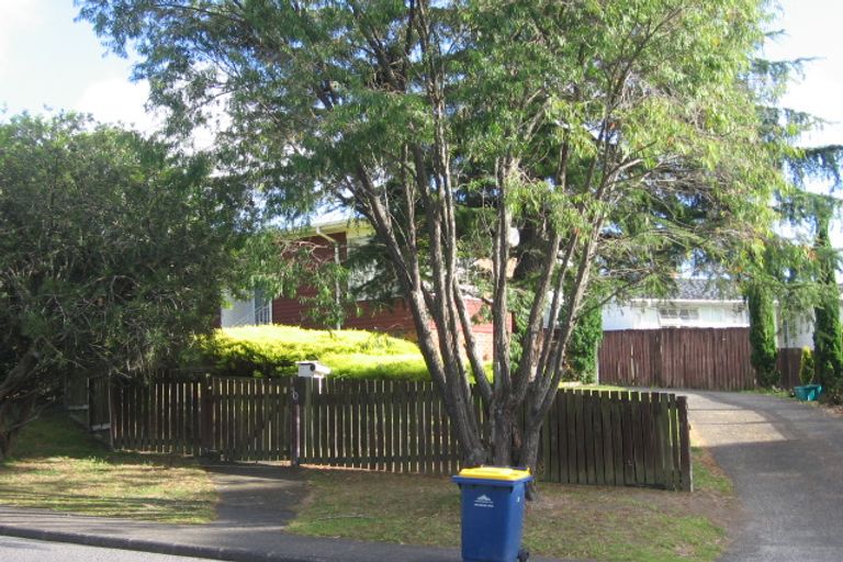 Photo of property in 50c Weldene Avenue, Glenfield, Auckland, 0629