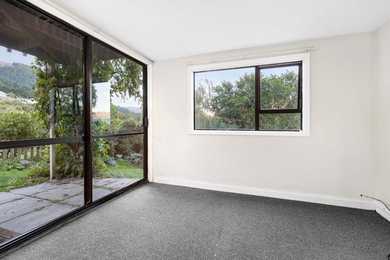 Photo of property in 15 Avalon Crescent, Fernhill, Queenstown, 9300