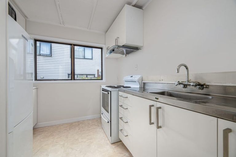 Photo of property in 1/31 Arawa Street, New Lynn, Auckland, 0600