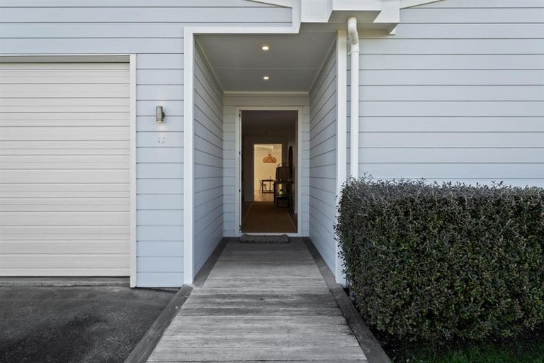 Photo of property in 15 Kewai Street, Omaha, 0986