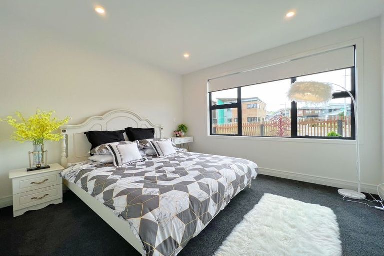 Photo of property in 2 Luff Place, Long Bay, Auckland, 0630