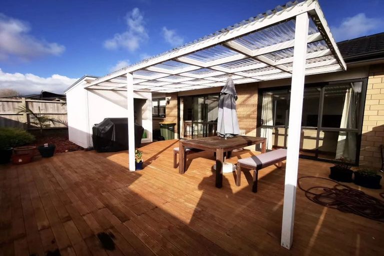 Photo of property in 14 Pohue Avenue, Huapai, Kumeu, 0810