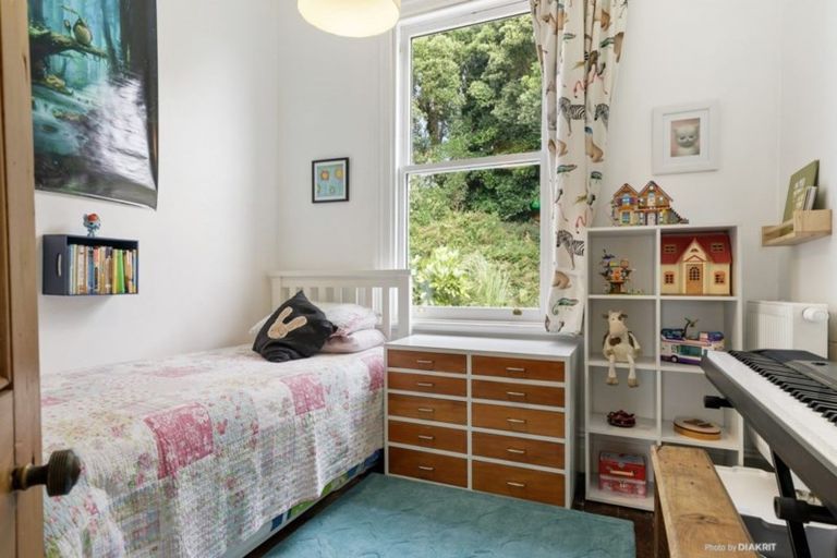 Photo of property in 6 Russell Terrace, Newtown, Wellington, 6021