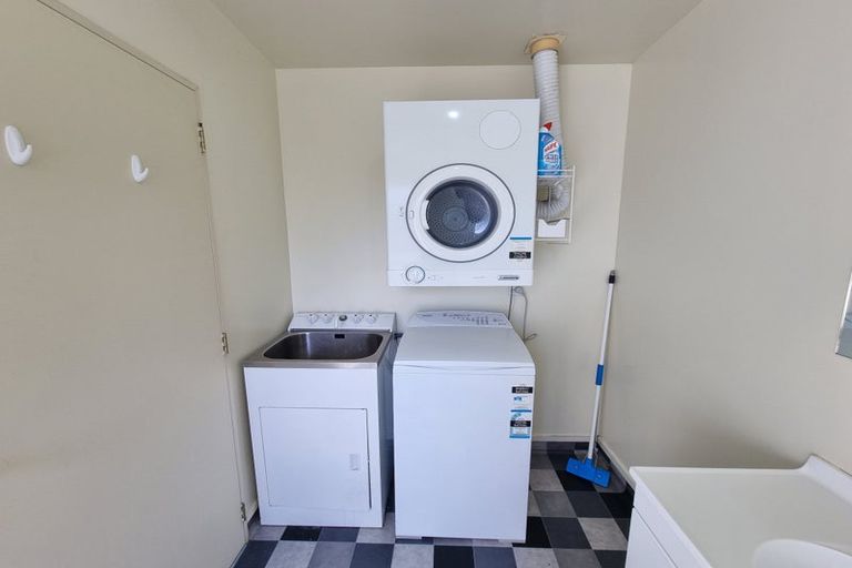 Photo of property in 105a Elizabeth Street, Riccarton, Christchurch, 8041