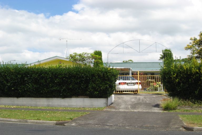 Photo of property in 43 Wellington Street, Pukekohe, 2120